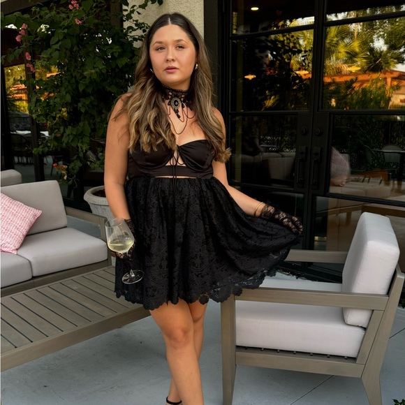 FLL Dress - Picture 3 of 5